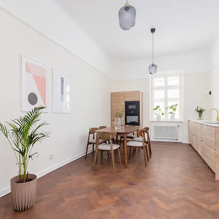 Bright Oatmeal Ap - 3Br For 8 - Kazimierz-2